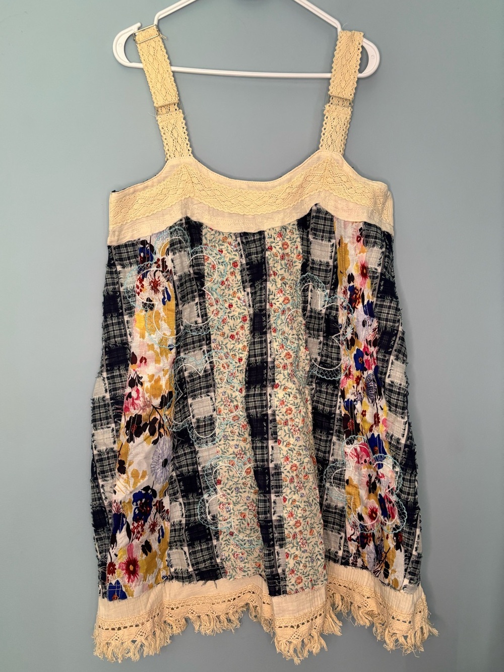 POL Patchwork Floral Plaid Lace Trim Boho Mini Dress Tunic Blue Size Medium